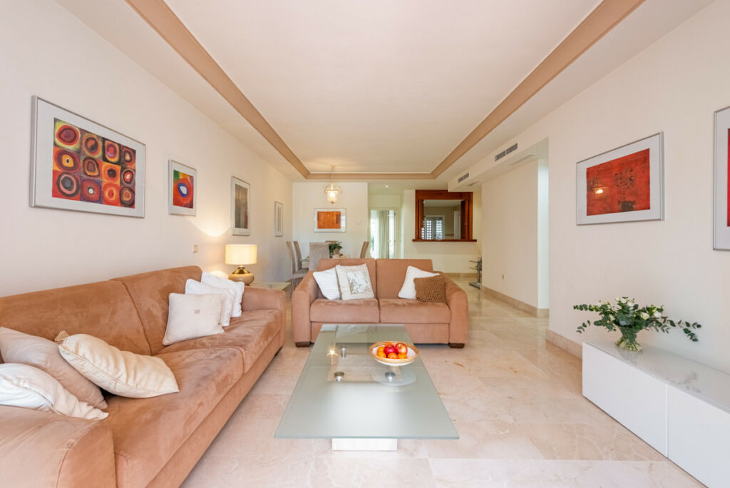 Ground Floor Apartment Puerto Banús Málaga - image 6