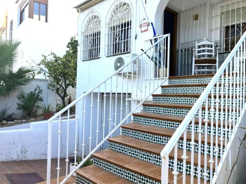 Semi-Detached House La Colina Málaga - image 5
