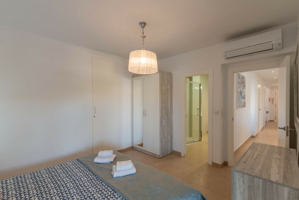 Middle Floor Apartment Javea Alicante - image 6