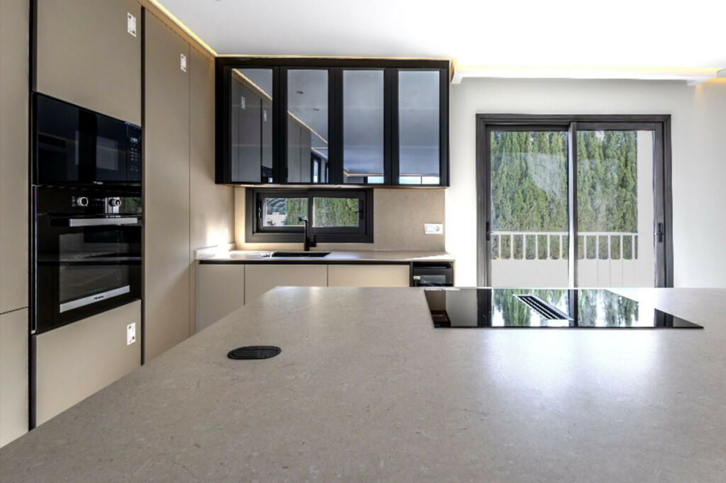 Penthouse Nueva Andalucía Málaga - image 6