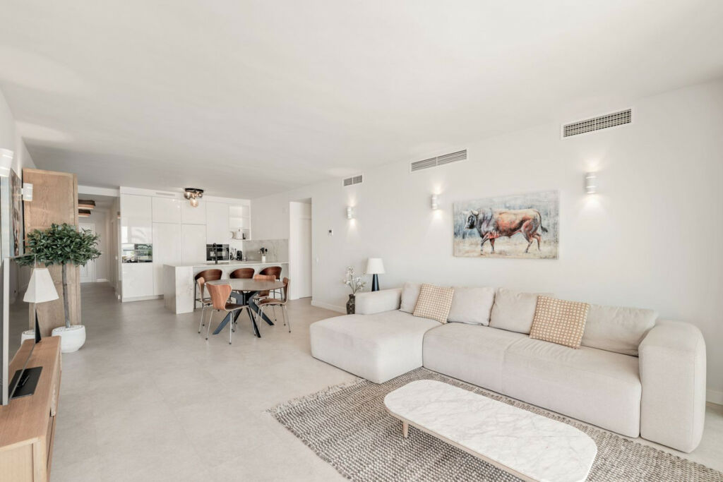 Middle Floor Apartment Torremolinos Málaga - image 6