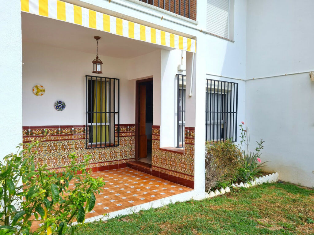 Ground Floor Apartment Manilva Málaga - image 6