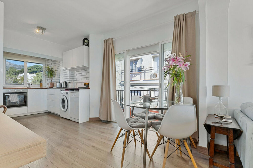 Middle Floor Apartment Torremolinos Málaga - image 6