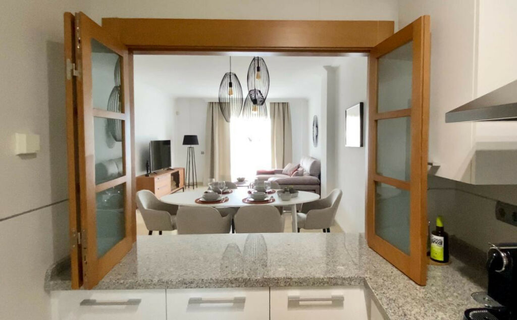 Ground Floor Apartment Benahavís Málaga - image 6