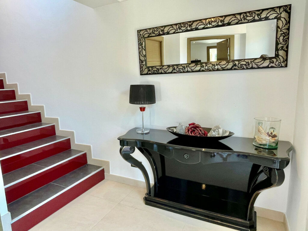 Detached Villa San Pedro de Alcántara Málaga - image 6