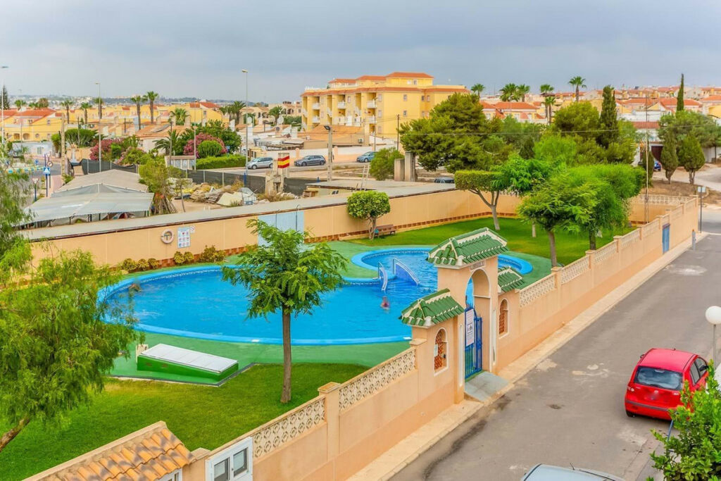 Townhouse Orihuela Costa Alicante - image 6
