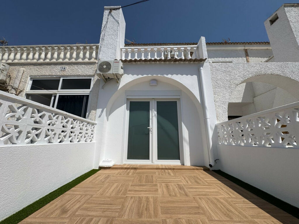 Bungalow Torrevieja Alicante - image 6