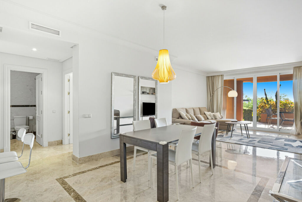 Ground Floor Apartment Nueva Andalucía Málaga - image 6