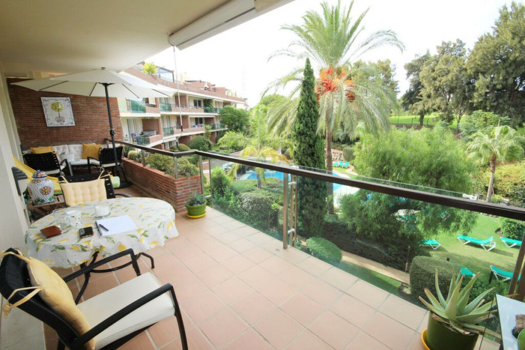 Middle Floor Apartment Riviera del Sol Málaga - image 6
