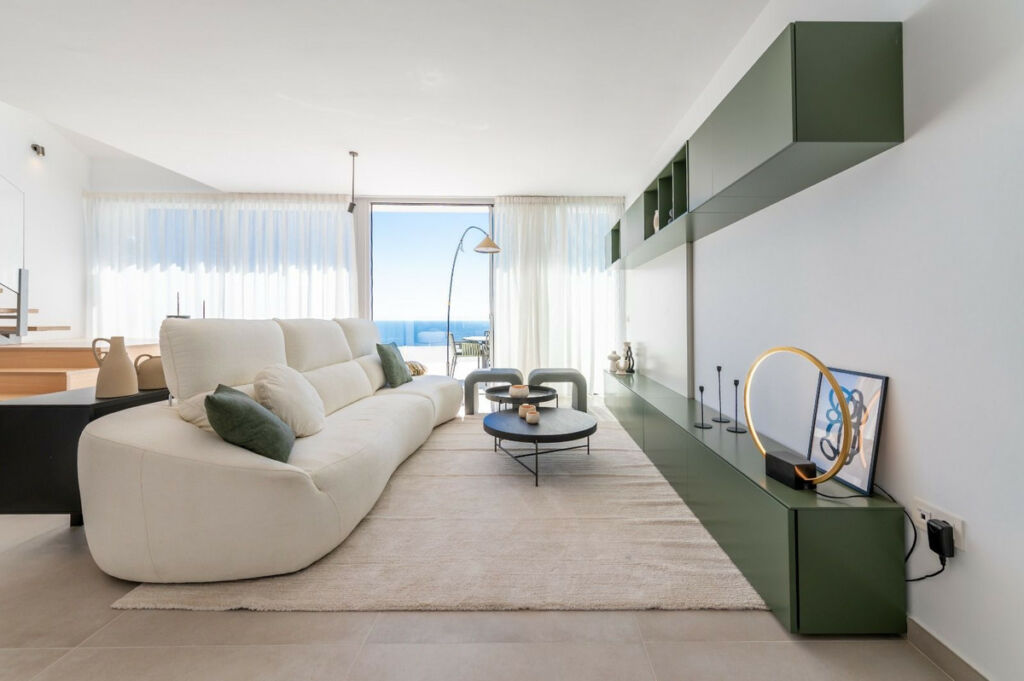 Penthouse Duplex Higueron Málaga - image 6