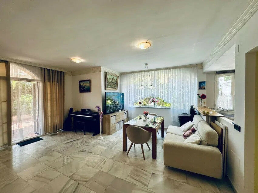 Townhouse Riviera del Sol Málaga - image 6