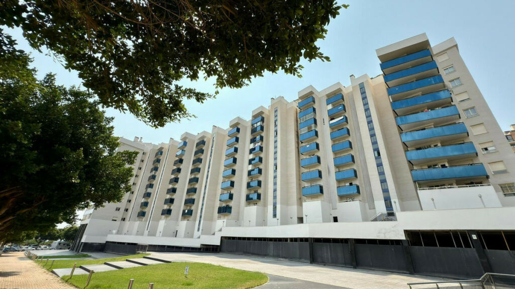 Middle Floor Apartment Villajoyosa Alicante - image 6