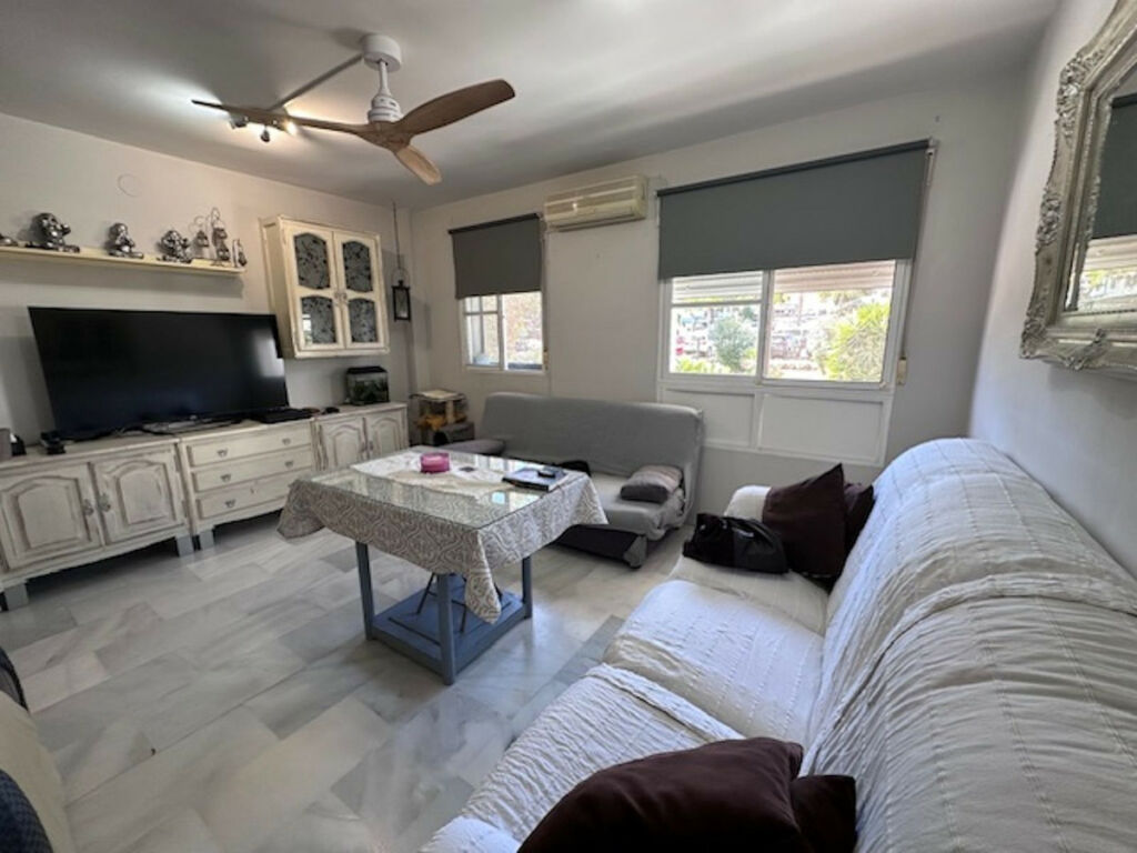 Middle Floor Apartment San Pedro de Alcántara Málaga - image 6