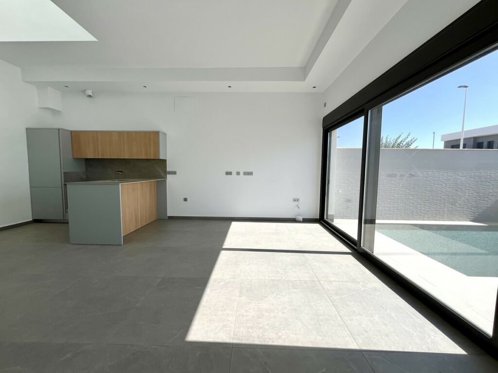Detached Villa San Pedro del Pinatar Murcia - image 6