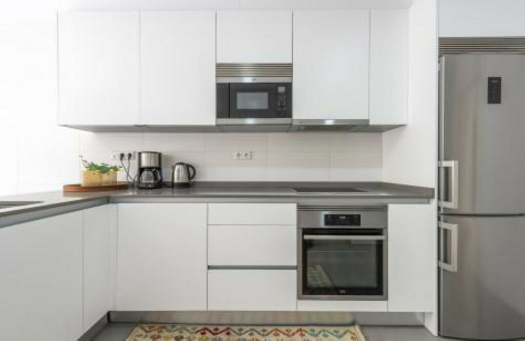 Ground Floor Apartment The Golden Mile Málaga - image 6