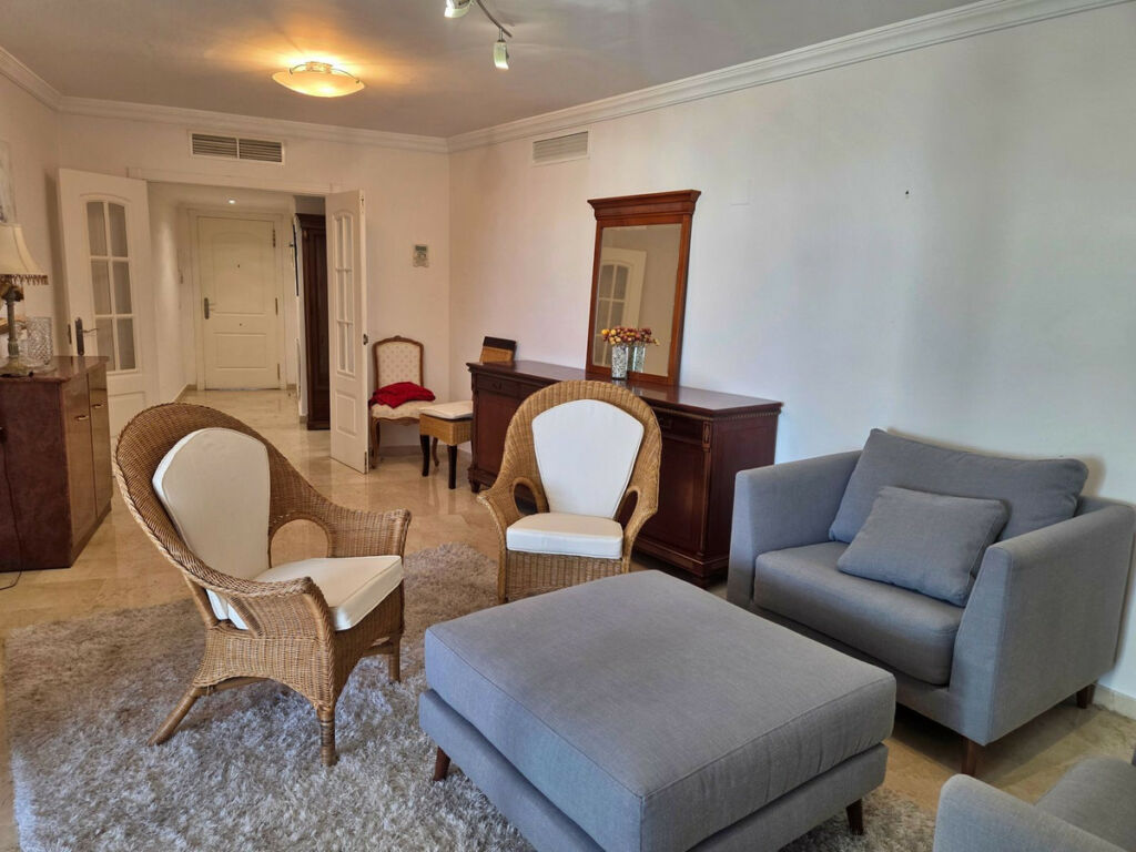 Penthouse Duplex Puerto Banús Málaga - image 6
