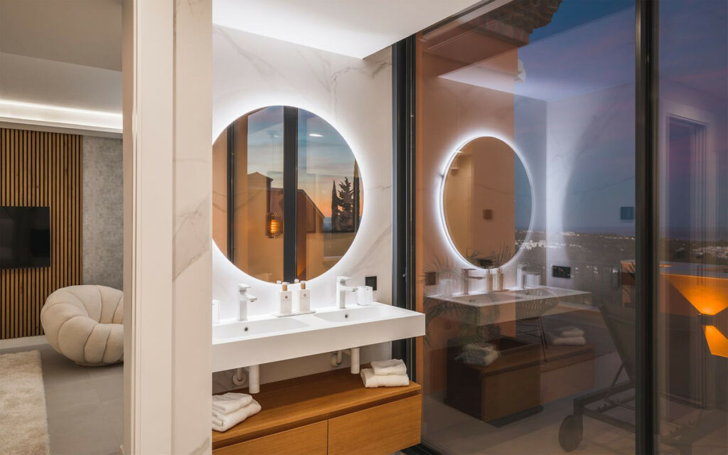 Penthouse Duplex Nueva Andalucía Málaga - image 6