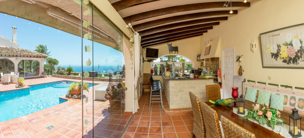Detached Villa Moraira Alicante - image 6