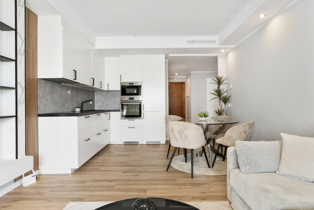 Ground Floor Apartment Nueva Andalucía Málaga - image 6
