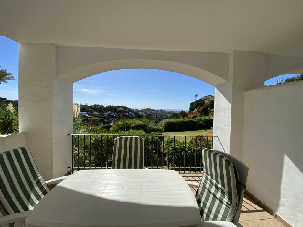 Ground Floor Apartment La Quinta Málaga - image 6