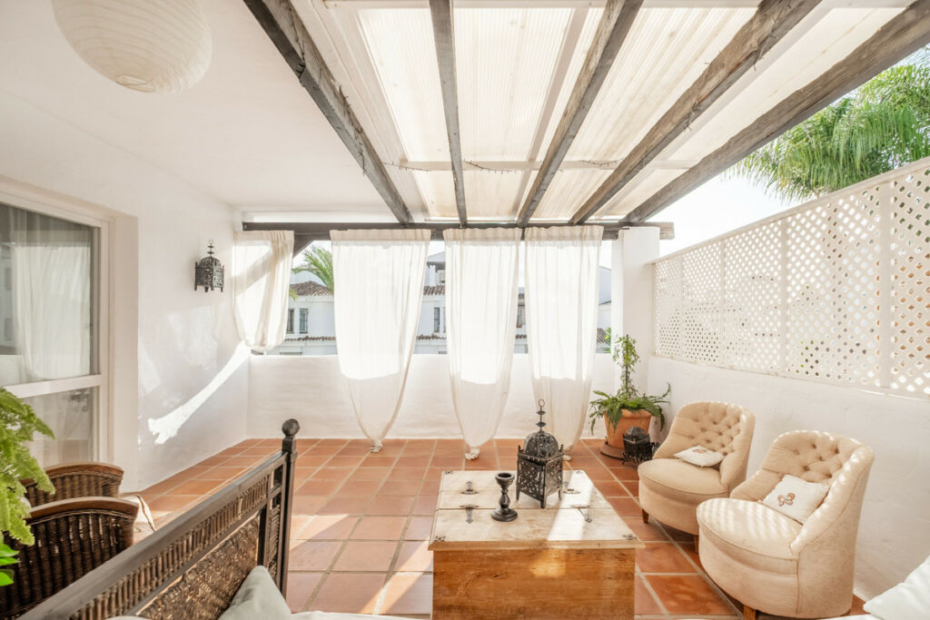 Penthouse Duplex Nueva Andalucía Málaga - image 6