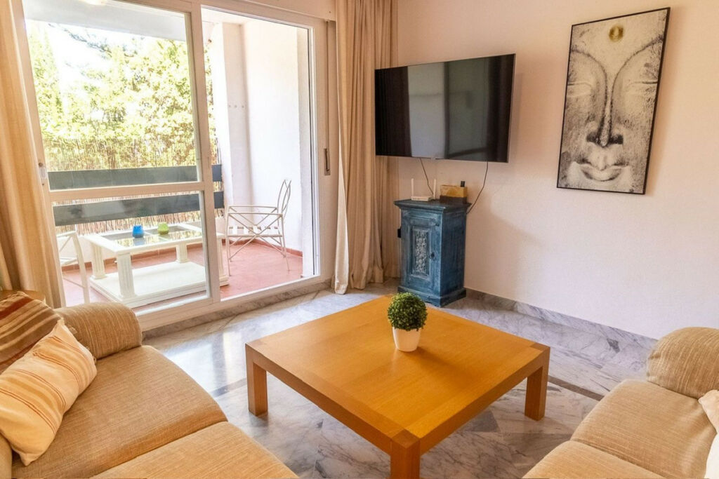 Middle Floor Apartment San Pedro de Alcántara Málaga - image 6