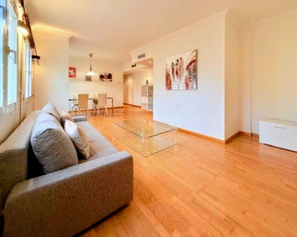 Middle Floor Apartment Málaga Málaga - image 6