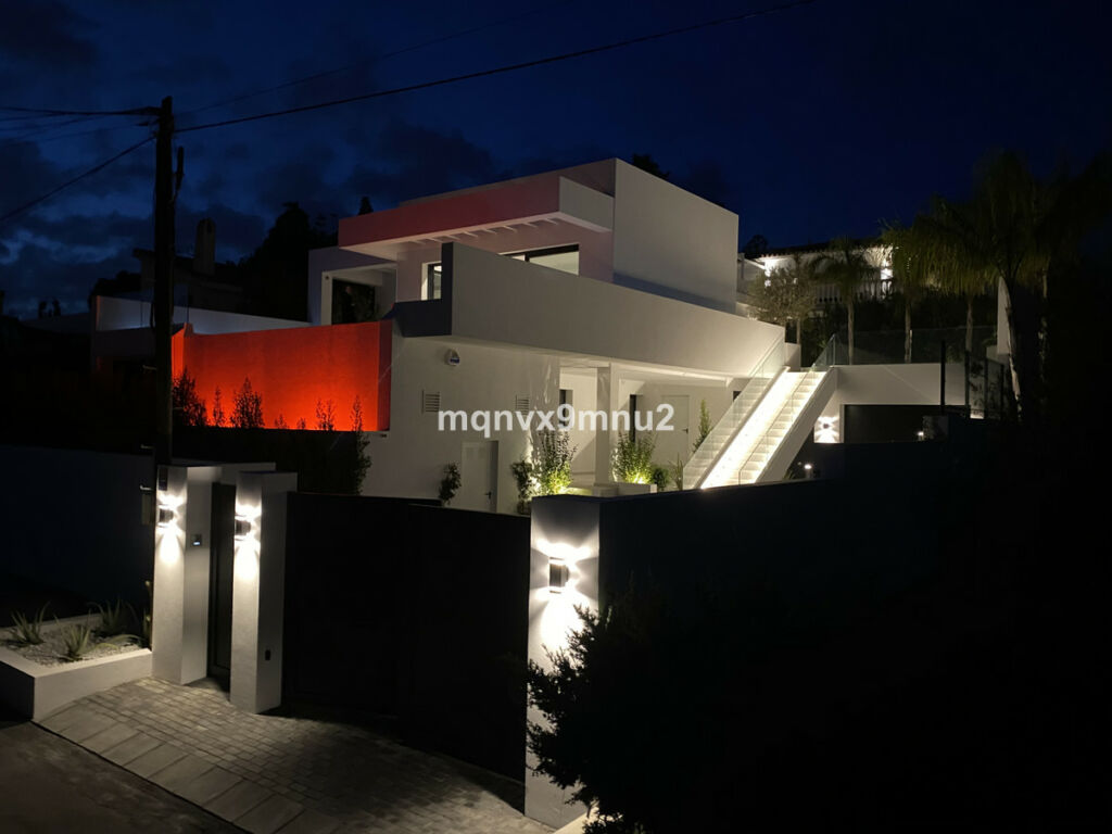 Detached Villa El Chaparral Málaga - image 66