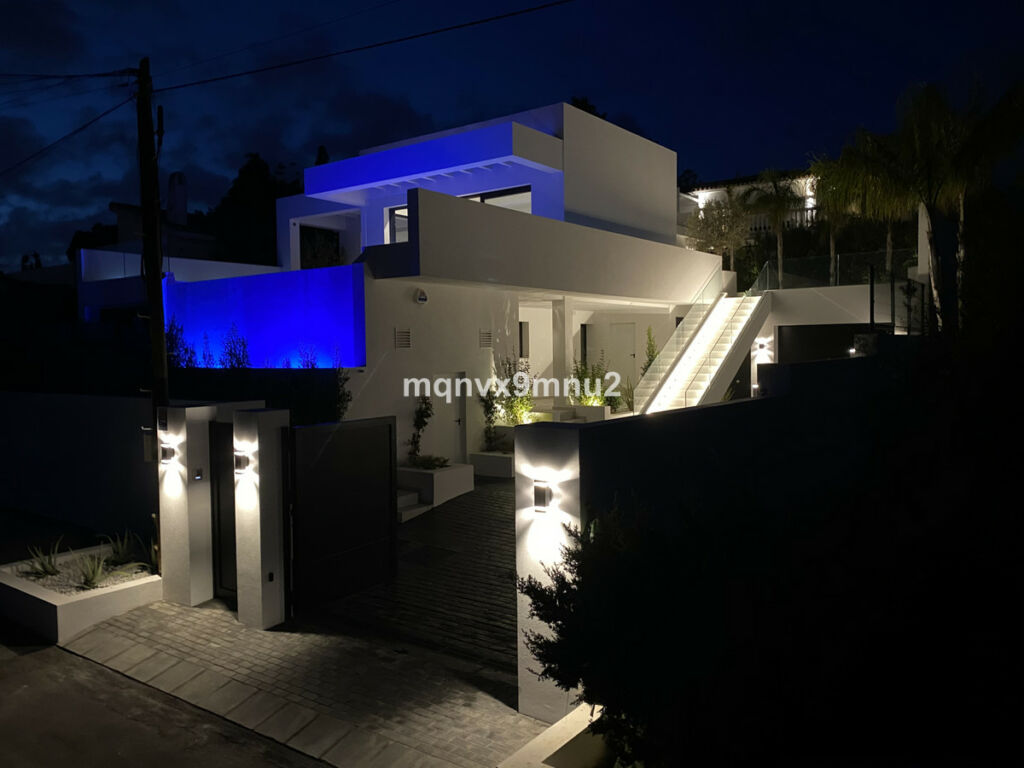 Detached Villa El Chaparral Málaga - image 67