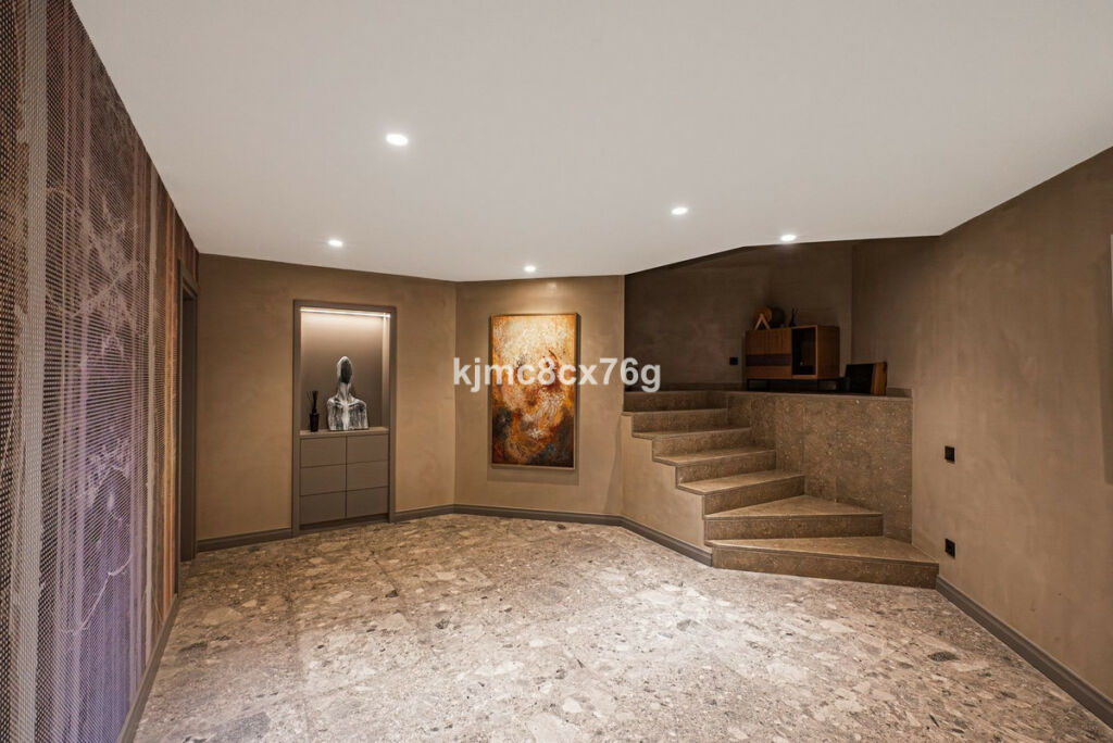 Detached Villa Guadalmina Baja Málaga - image 68