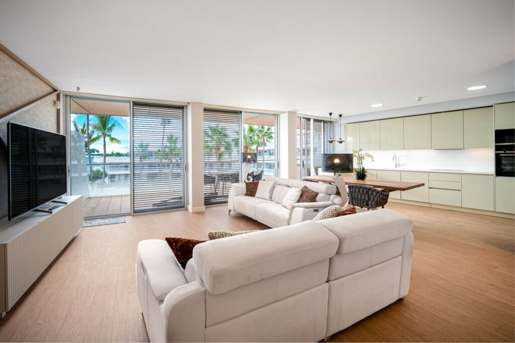 Middle Floor Apartment Estepona Málaga - image 7