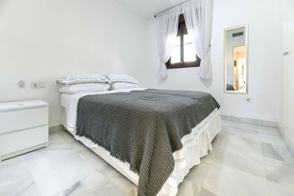 Ground Floor Apartment Hacienda del Sol Málaga - image 7