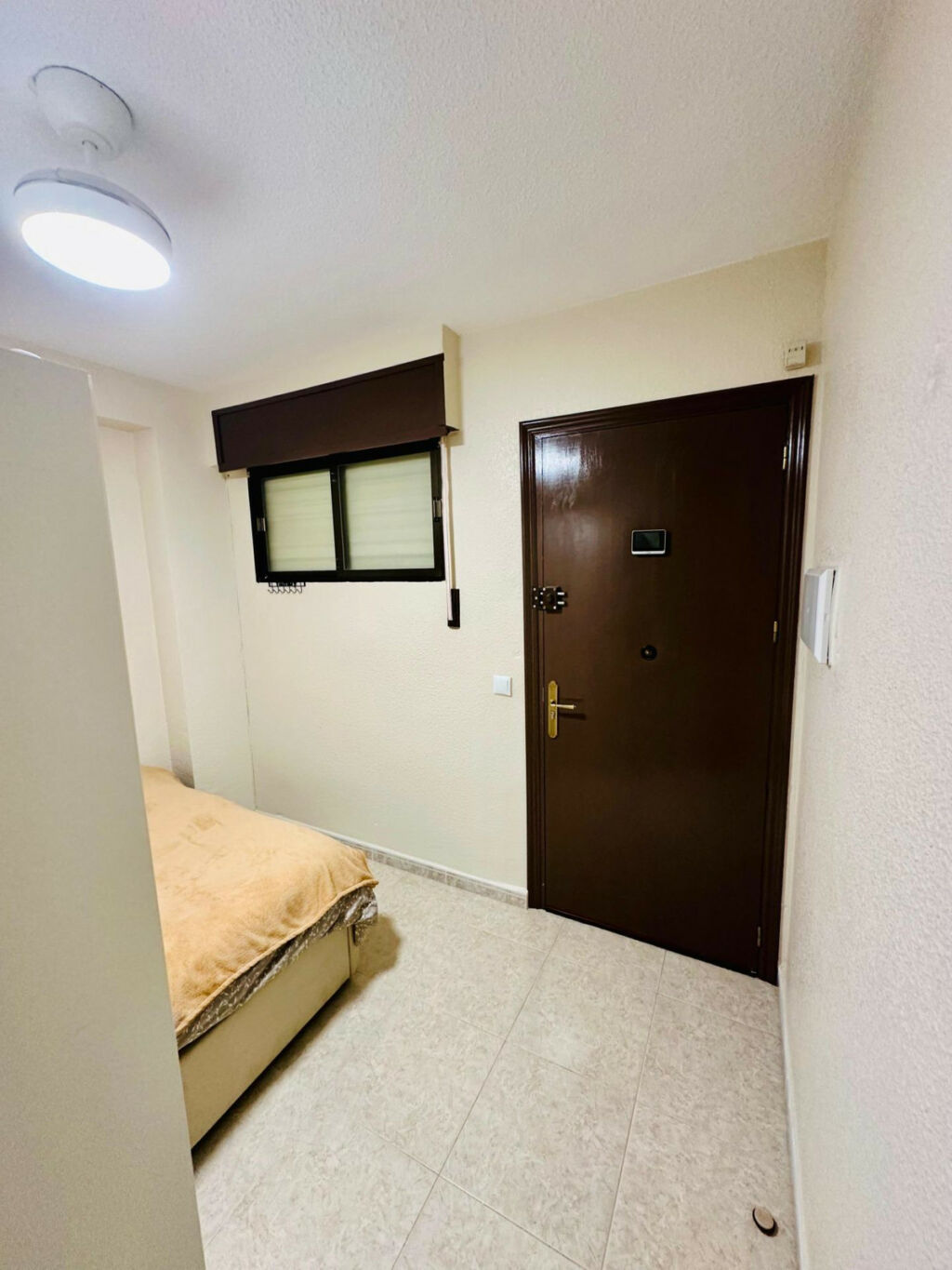 Middle Floor Apartment Torrevieja Alicante - image 7