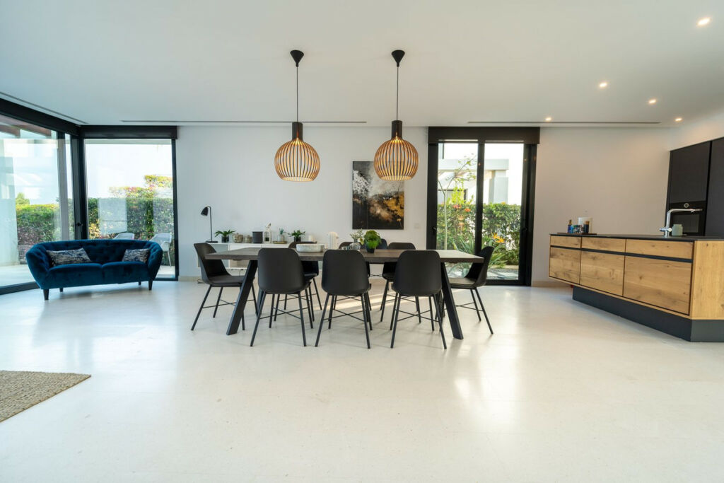 Semi-Detached House Cabopino Málaga - image 7