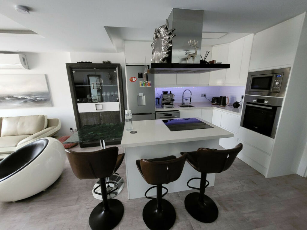 Townhouse Los Balcones Alicante - image 7