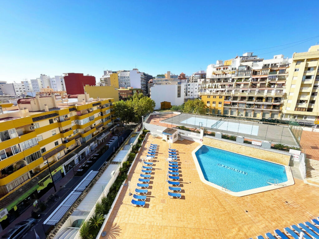 Middle Floor Apartment Calpe Alicante - image 7