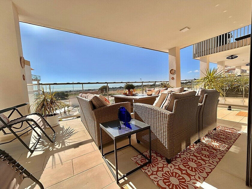 Ground Floor Apartment Villamartin Alicante - image 7