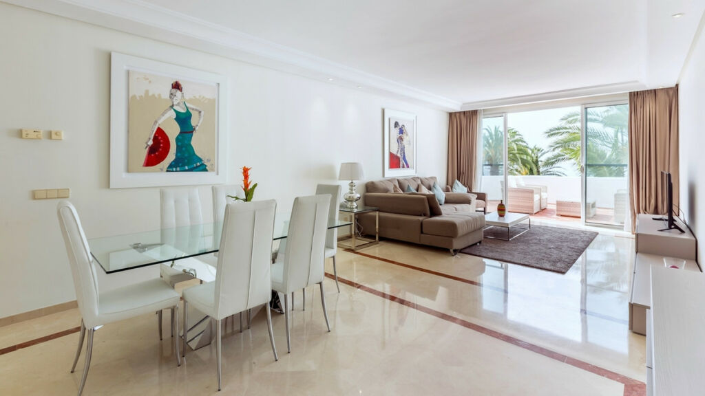 Penthouse Duplex Puerto Banús Málaga - image 7