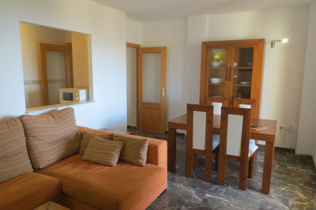 Middle Floor Apartment Fuengirola Málaga - image 7