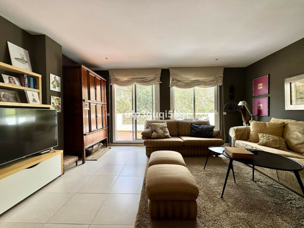Penthouse Torrequebrada Málaga - image 7