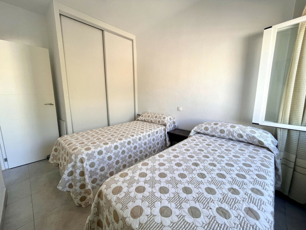 Middle Floor Apartment La Zenia Alicante - image 7