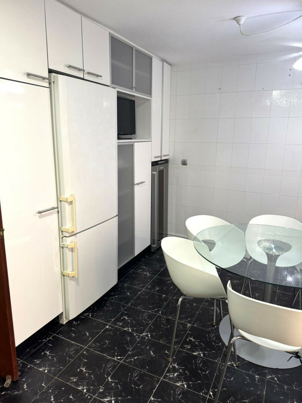 Middle Floor Apartment Torrevieja Alicante - image 7