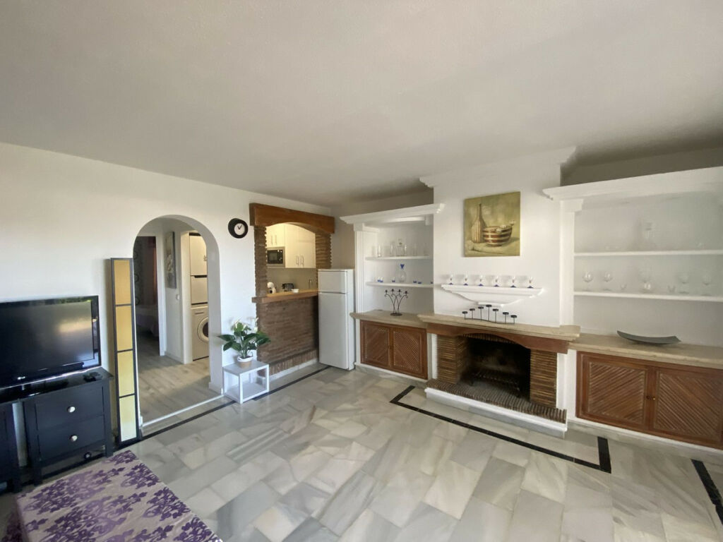Ground Floor Apartment Calahonda Málaga - image 7