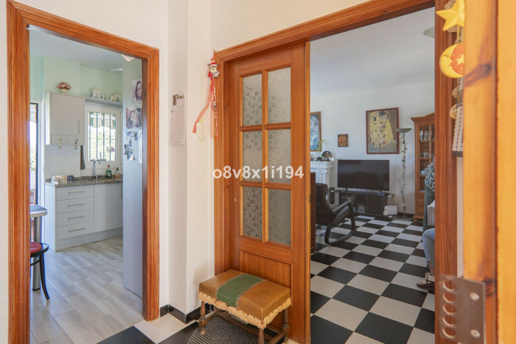Detached Villa Alhaurín de la Torre Málaga - image 7