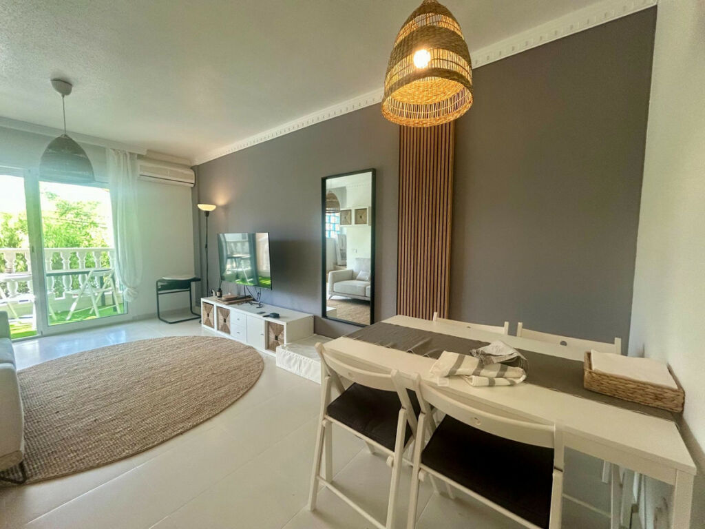 Townhouse Montemar Alicante - image 7