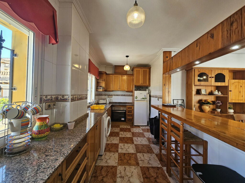 Detached Villa Cabo Roig Alicante - image 7