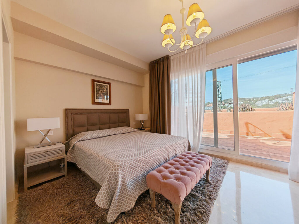 Townhouse Cabopino Málaga - image 7