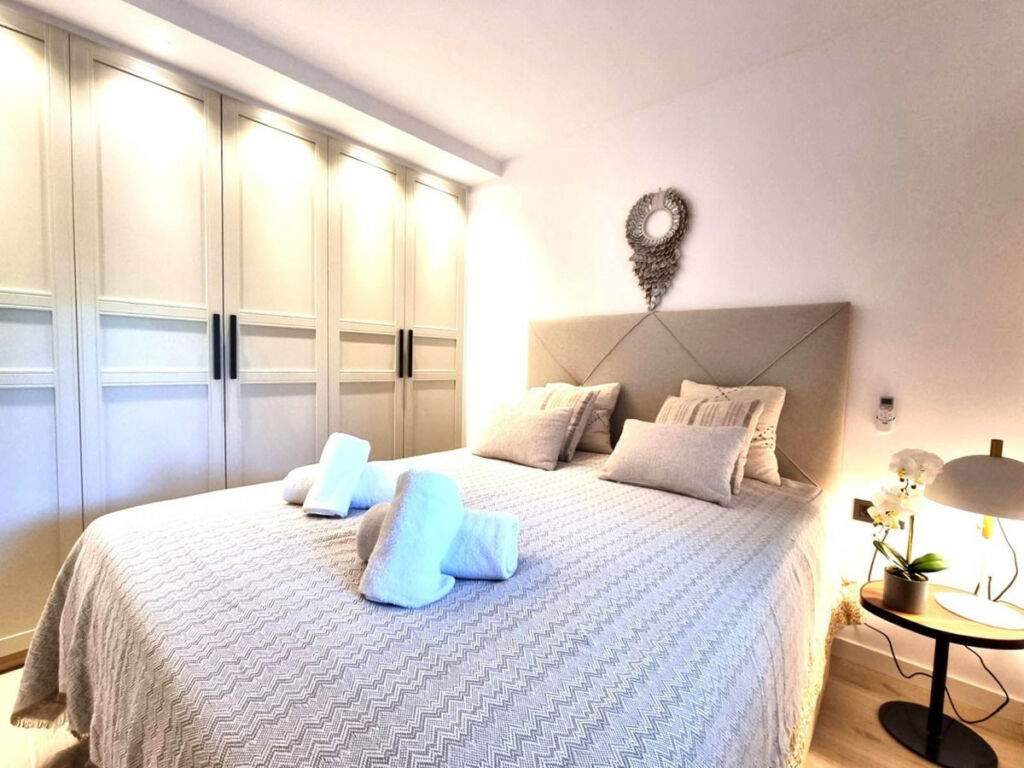 Middle Floor Apartment Miraflores Málaga - image 7