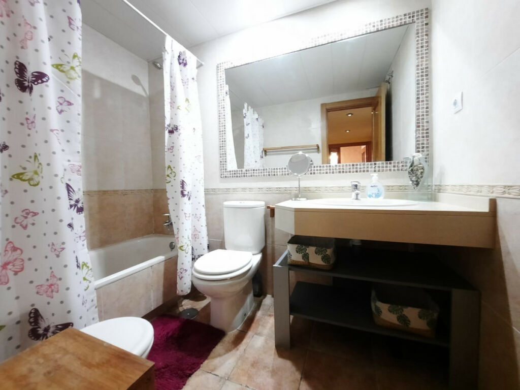 Middle Floor Apartment Villajoyosa Alicante - image 7