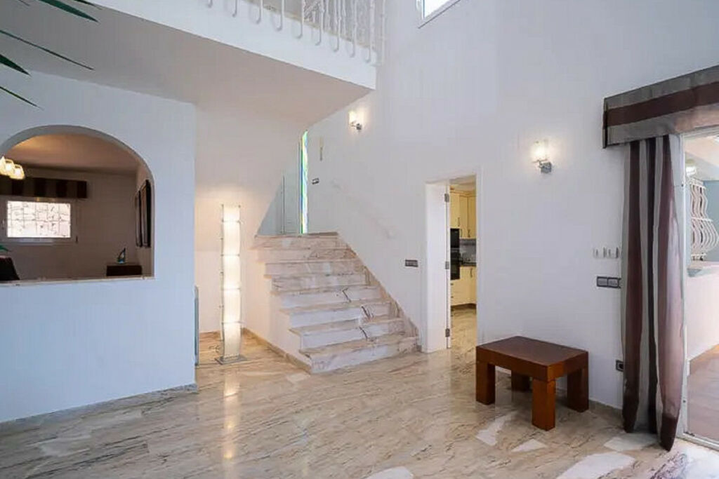 Detached Villa Moraira Alicante - image 7